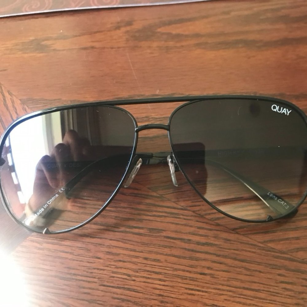 Quay Australia x Desi Perkins